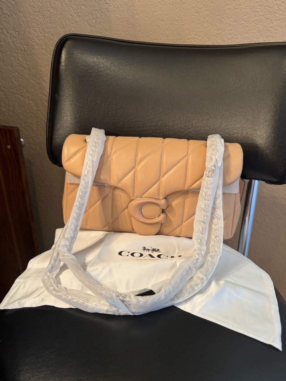 Coach tabby 26 purse new